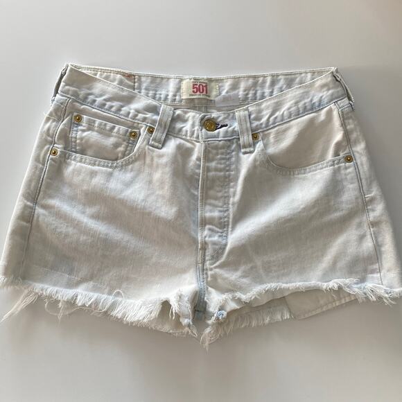 Levi's 501 Bleached Raw Hem Cut Off Denim Shorts Size 31 - Picture 1 of 9